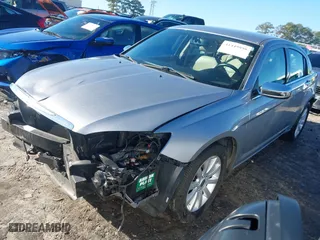 2014 Chrysler 200 Limited with VIN 1C3CCBCG5EN180454, listed as a IAAI auction lot 41449898 with 107,191 mi miles. Bid and sale history available at carsss.com. Image 17.