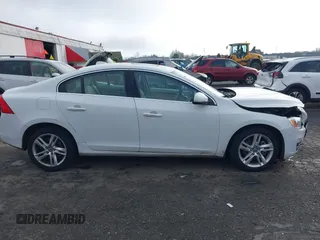 2015 Volvo S60 T5 Drive-E Premier with VIN YV126MFK4F2349564, listed as a IAAI auction lot 41711836 with 59,897 mi miles. Bid and sale history available at carsss.com. Image 13.
