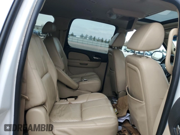 2007 Chevrolet Suburban LTZ with VIN 3GNFK16397G310902, listed as a Copart auction lot 52375025 with 209,421 mi miles and Salvage Title. Bid and sale history available at carsss.com. Image 11.