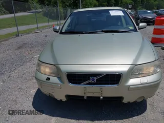 2005 Volvo S60 с VIN YV1RS592952441652, выставлен на аукционе IAAI как лот 42417094 с пробегом 174 894 миль миль и . История ставок и продаж доступна на DreamBid. Изображение 12.