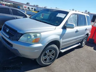 2005 Honda Pilot EX-L with VIN 5FNYF18515B035792, listed as a IAAI auction lot 40655049 with 293,775 mi miles. Bid and sale history available at carsss.com. Image 12.