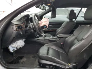 2012 BMW M3 z VIN WBSDX9C56CE785097, wystawiony jako Copart lot #61049775 z przebiegiem 63 514 mil mil oraz Szkoda całkowita • Salvage title. Historia ofert i sprzedaży dostępna na DreamBid. Obrazek 7.