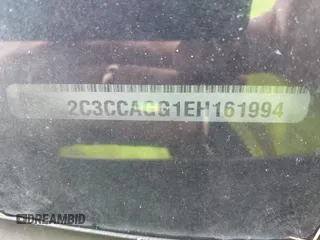 2014 Chrysler 300 S z VIN 2C3CCAGG1EH161994, wystawiony jako IAAI lot #42311014 z przebiegiem 168 002 mil mil oraz . Historia ofert i sprzedaży dostępna na DreamBid. Obrazek 9.