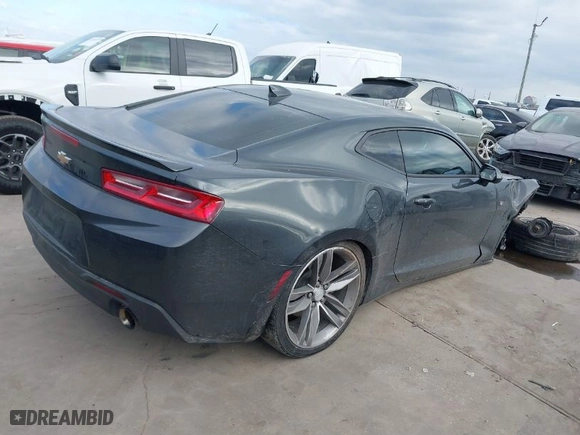 2018 Chevrolet Camaro 1LT with VIN 1G1FB1RS4J0133496, listed as a IAAI auction lot 41242934 with NaN miles. Bid and sale history available at carsss.com. Image 4.