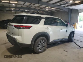 2023 Nissan Pathfinder SV z VIN 5N1DR3BD1PC261313, wystawiony jako Copart lot #55912155 z przebiegiem 13 527 mil mil oraz Szkoda całkowita • Salvage title. Historia ofert i sprzedaży dostępna na DreamBid. Obrazek 3.