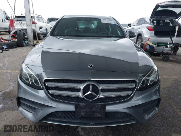 2018 Mercedes-Benz E-Class E 300 with VIN WDDZF4JB7JA337702, listed as a IAAI auction lot 41713178 with 1 mi miles. Bid and sale history available at carsss.com. Image 13.