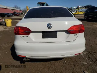 2011 Volkswagen Jetta SE with VIN 3VWDX7AJ7BM371585, listed as a Copart auction lot 48495275 with 198,268 mi miles and Clean title. Bid and sale history available at DreamBid. Image 6.