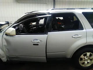 2012 Ford Escape Limited с VIN 1FMCU9EGXCKB83651, выставлен на аукционе IAAI как лот 40956826 с пробегом Не указан миль и . История ставок и продаж доступна на DreamBid. Изображение 16.