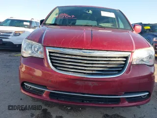 2014 Chrysler Town & Country Touring with VIN 2C4RC1BGXER126894, listed as a IAAI auction lot 41759567 with 150,994 mi miles. Bid and sale history available at carsss.com. Image 12.