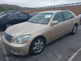 2004 Lexus LS 430 with VIN JTHBN36F440172091, listed as a IAAI auction lot 41997732 with 196,419 mi miles and . Bid and sale history available at carsss.com. Image 2.