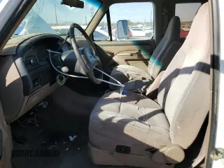 1997 Ford F-250 with VIN 1FTHX25GXVEA22467, listed as a Copart auction lot 75851204 with 153,420 mi miles and Clean title. Bid and sale history available at DreamBid. Image 7.