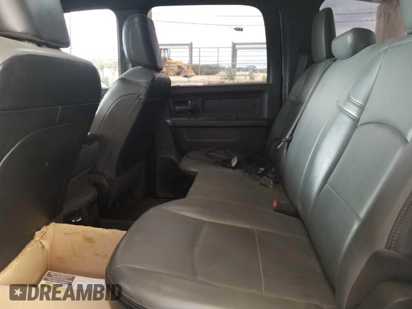 2022 Ram 2500 Tradesman with VIN 3C6UR5HL6NG155598, listed as a IAAI auction lot 42600127 with 123,453 mi miles and . Bid and sale history available at DreamBid. Image 12.