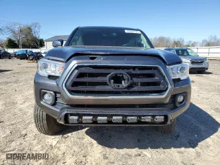 2022 Toyota Tacoma 4WD SR with VIN 3TMCZ5AN1NM495405, listed as a Copart auction lot 49080125 with 32,192 mi miles and Salvage Title. Bid and sale history available at carsss.com. Image 5.