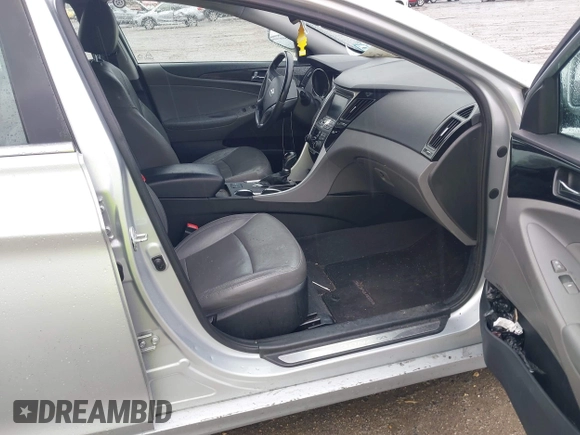 2013 Hyundai Sonata Limited with VIN 5NPEC4AC0DH732425, listed as a IAAI auction lot 42030047 with 109,241 mi miles and . Bid and sale history available at DreamBid. Image 5.
