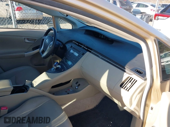 2011 Toyota Prius I with VIN JTDKN3DU3B0291993, listed as a IAAI auction lot 41892191 with 154,411 mi miles. Bid and sale history available at carsss.com. Image 5.