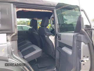 2022 Ford Bronco с VIN 1FMDE5DH1NLA75694, выставлен на аукционе IAAI как лот 42149382 с пробегом 48 834 миль миль и . История ставок и продаж доступна на DreamBid. Изображение 8.