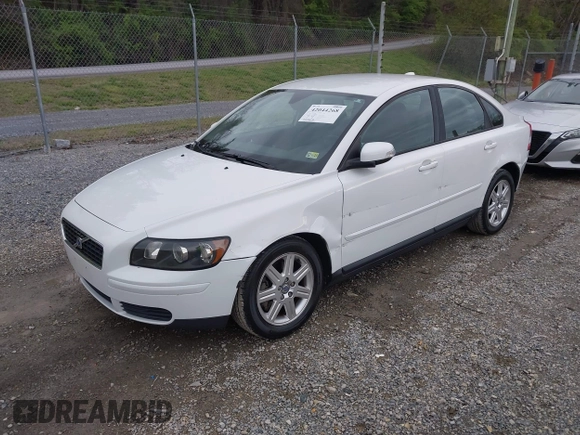 2007 Volvo S40 2.4L with VIN YV1MS390972278887, listed as a IAAI auction lot 42044268 with 150,958 mi miles. Bid and sale history available at carsss.com. Image 19.