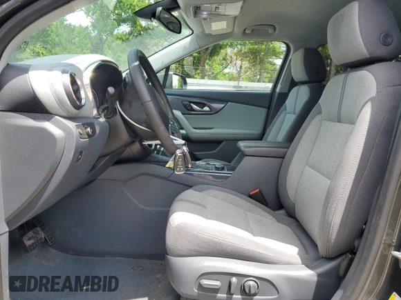 2019 Chevrolet Blazer z VIN 3GNKBBRA9KS685502, wystawiony jako Copart lot #58433765 z przebiegiem 90 546 mil mil oraz Szkoda całkowita • Salvage title. Historia ofert i sprzedaży dostępna na DreamBid. Obrazek 7.