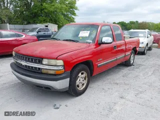 2001 Chevrolet Silverado 1500 LS with VIN 2GCEC19T511133164, listed as a IAAI auction lot 42040766 with 190,186 mi miles. Bid and sale history available at carsss.com. Image 2.