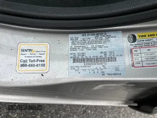 2007 Lincoln MKZ z VIN 3LNHM28T87R648712, wystawiony jako Copart lot #62202585 z przebiegiem 91 503 mil mil oraz Czysty tytuł • Clean title. Historia ofert i sprzedaży dostępna na DreamBid. Obrazek 10.