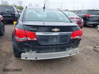 2014 Chevrolet Cruze 1LT with VIN 1G1PC5SB2E7149180, listed as a IAAI auction lot 42010987 with 122,787 mi miles. Bid and sale history available at carsss.com. Image 6.
