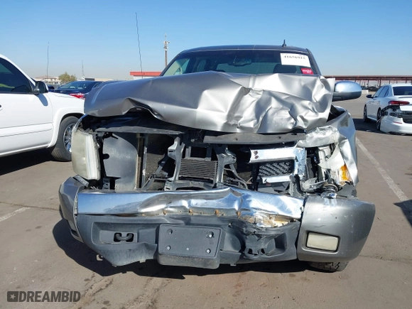 2007 Chevrolet Silverado 1500 LTZ with VIN 3GCEK13M97G532406, listed as a IAAI auction lot 41656915 with 243,909 mi miles. Bid and sale history available at carsss.com. Image 13.