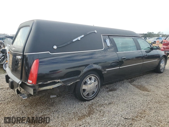 2008 Cadillac DTS Professional 1SH z VIN 1GEEH00Y68U500597, wystawiony jako Copart lot #43539485 z przebiegiem 78 797 mil mil oraz Szkody całkowita. Historia ofert i sprzedaży dostępna na DreamBid. Obrazek 3.