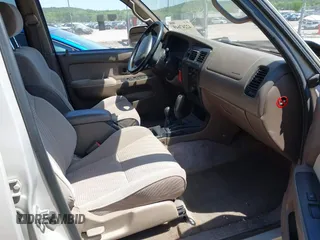 1996 Toyota 4Runner SR5 z VIN JT3HN86R8T0015119, wystawiony jako IAAI lot #42247649 z przebiegiem 379 333 mil mil oraz . Historia ofert i sprzedaży dostępna na DreamBid. Obrazek 5.