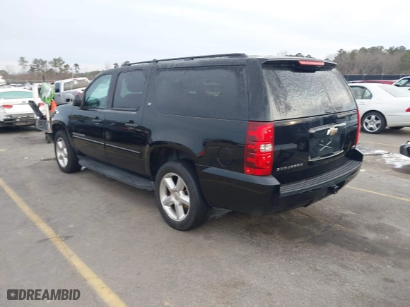 2008 Chevrolet Suburban LTZ with VIN 1GNFC16048J195872, listed as a IAAI auction lot 41389825 with 207,421 mi miles. Bid and sale history available at carsss.com. Image 3.