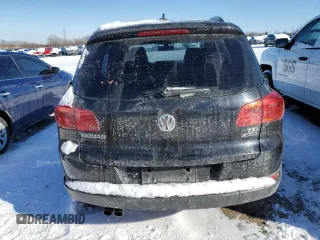 2017 Volkswagen Tiguan S with VIN WVGBV7AX2HW511907, listed as a Copart auction lot 50252355 with 207,662 mi miles and Clean Title. Bid and sale history available at DreamBid. Image 6.