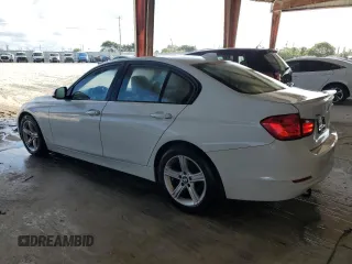 2015 BMW 3 Series 320i xDrive z VIN WBA3C3G51FNS74131, wystawiony jako Copart lot #56009775 z przebiegiem 155 617 mil mil oraz Szkoda całkowita • Salvage title. Historia ofert i sprzedaży dostępna na DreamBid. Obrazek 2.