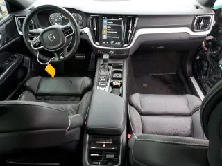 2020 Volvo V60 z VIN YV1102EM2L2366282, wystawiony jako Copart lot #78076903 z przebiegiem 27 977 mil mil oraz . Historia ofert i sprzedaży dostępna na DreamBid. Obrazek 8.