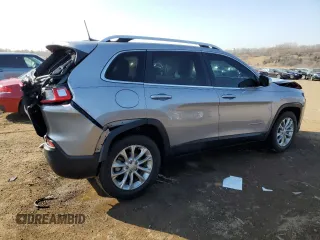 2019 Jeep Cherokee Latitude with VIN 1C4PJLCB5KD267124, listed as a Copart auction lot 48891575 with 75,400 mi miles and Salvage Title. Bid and sale history available at carsss.com. Image 3.