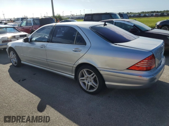 2006 Mercedes-Benz S-Class 4.3L with VIN WDBNG70J56A474482, listed as a Copart auction lot 76057624 with 0 mi miles and Clean Title. Bid and sale history available at carsss.com. Image 2.
