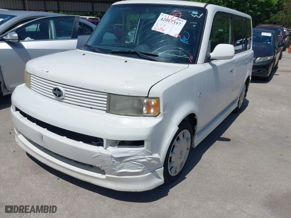 2006 Scion xB with VIN JTLKT324464115742, listed as a IAAI auction lot 42017397 with 203,140 mi miles. Bid and sale history available at carsss.com. Image 6.