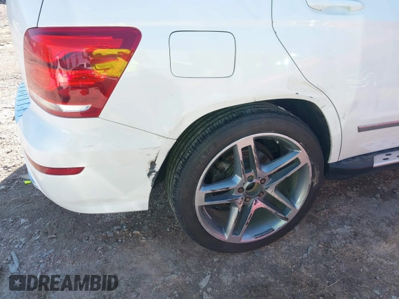 2013 Mercedes-Benz GLK 350 with VIN WDCGG8JB6DF967380, listed as a IAAI auction lot 41791336 with 172,264 mi miles and . Bid and sale history available at DreamBid. Image 6.