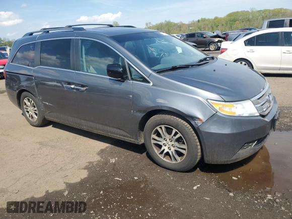2013 Honda Odyssey EX-L with VIN 5FNRL5H62DB050667, listed as a Copart auction lot 55696425 with 209,435 mi miles and Clean Title. Bid and sale history available at carsss.com. Image 4.