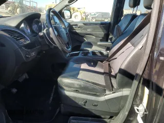 2014 Chrysler Town & Country S with VIN 2C4RC1HG7ER191693, listed as a Copart auction lot 75534013 with 136,231 mi miles and Salvage Title. Bid and sale history available at DreamBid. Image 7.