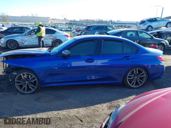 2020 BMW 3 Series M340i xDrive with VIN WBA5U9C05LFJ68807, listed as a IAAI auction lot 41641820 with 48,763 mi miles and . Bid and sale history available at DreamBid. Image 14.