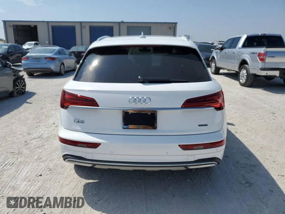 2022 Audi Q5 Premium with VIN WA1ABAFY2N2125394, listed as a Copart auction lot 68739404 with 10,558 mi miles and Salvage title. Bid and sale history available at DreamBid. Image 6.