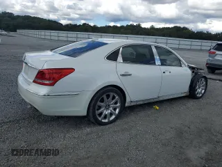 2012 Hyundai Equus Signature z VIN KMHGH4JH8CU052035, wystawiony jako Copart lot #72178584 z przebiegiem 120 580 mil mil oraz Szkody całkowita. Historia ofert i sprzedaży dostępna na DreamBid. Obrazek 3.