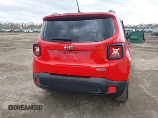 2015 Jeep Renegade Latitude with VIN ZACCJABT0FPB96600, listed as a IAAI auction lot 41895478 with 161,168 mi miles. Bid and sale history available at carsss.com. Image 17.