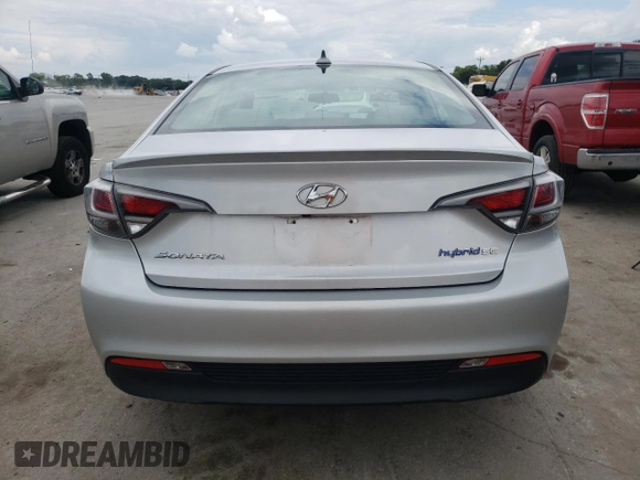 2016 Hyundai Sonata Hybrid SE with VIN KMHE24L18GA025739, listed as a Copart auction lot 64456913 with 97,835 mi miles. Bid and sale history available at carsss.com. Image 6.