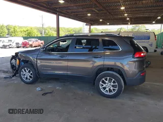 2018 Jeep Cherokee Latitude Plus with VIN 1C4PJMLB0JD512965, listed as a IAAI auction lot 42578881 with 48,290 mi miles and . Bid and sale history available at DreamBid. Image 15.