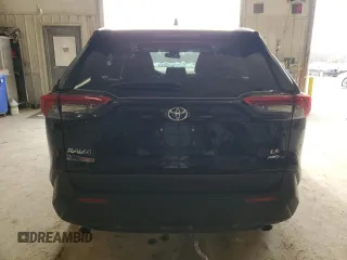 2022 Toyota RAV4 LE with VIN 2T3F1RFV0NC309521, listed as a Copart auction lot 50691855 with 28,956 mi miles and Salvage Title. Bid and sale history available at carsss.com. Image 6.