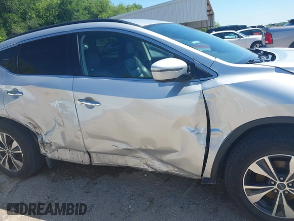 2023 Nissan Murano SV z VIN 5N1AZ2BJ8PC123349, wystawiony jako IAAI lot #42075746 z przebiegiem 47 239 mil mil oraz . Historia ofert i sprzedaży dostępna na DreamBid. Obrazek 13.
