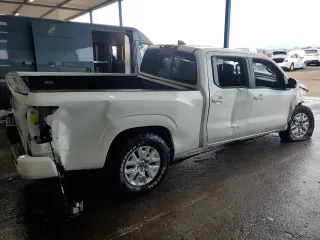 2022 Nissan Frontier SV with VIN 1N6ED1FK0NN674522, listed as a Copart auction lot 41889745 with 77,420 mi miles and Clean Title. Bid and sale history available at carsss.com. Image 3.