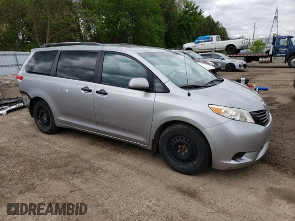 2011 Toyota Sienna z VIN 5TDZK3DC3BS016426, wystawiony jako Copart lot #57070075 z przebiegiem 270 749 mil mil oraz Szkoda całkowita • Salvage title. Historia ofert i sprzedaży dostępna na DreamBid. Obrazek 4.