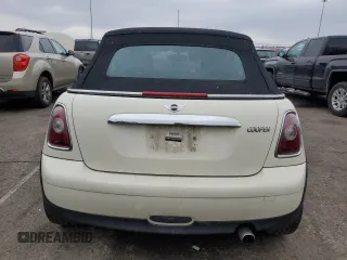 2010 MINI Convertible with VIN WMWMR3C56ATZ19689, listed as a Copart auction lot 45427705 with 134,319 mi miles and Clean Title. Bid and sale history available at DreamBid. Image 6.