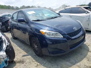 2009 Toyota Matrix z VIN 2T1KU40E39C113914, wystawiony jako IAAI lot #42409708 z przebiegiem 126 111 mil mil oraz . Historia ofert i sprzedaży dostępna na DreamBid. Obrazek 1.